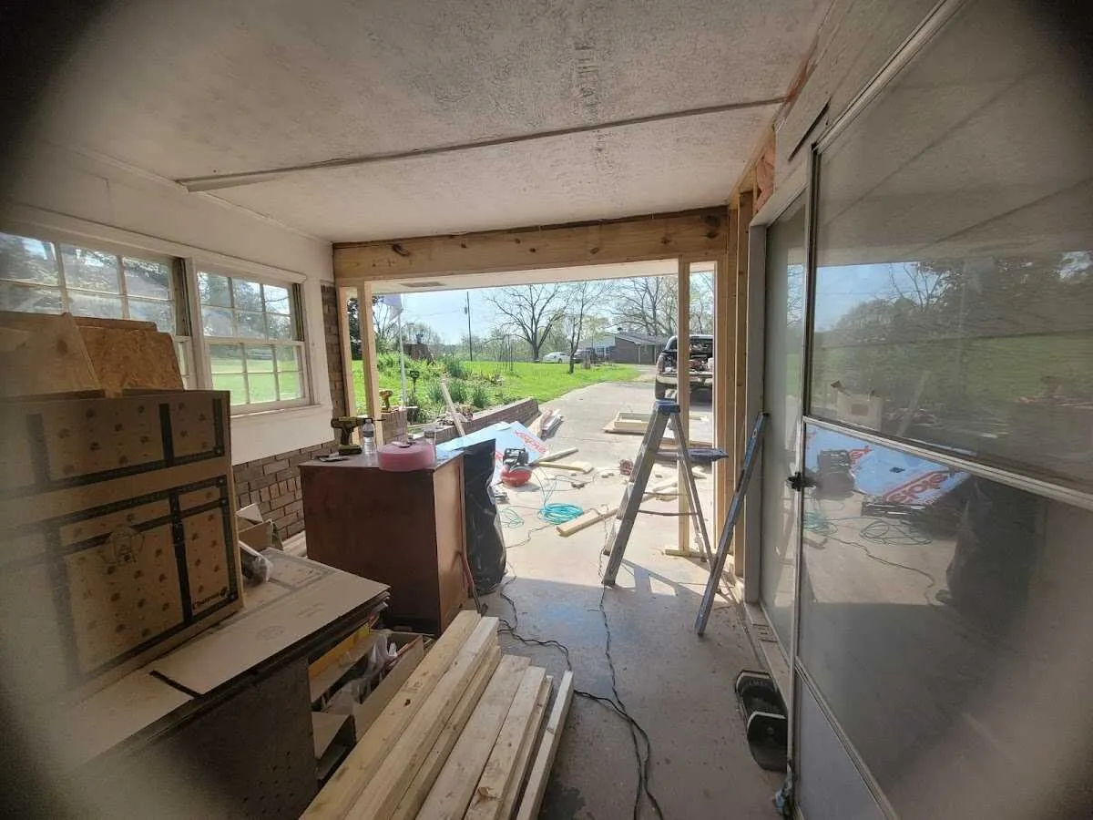 Air movers and dehumidifier for Drying & Dehumidification in Lewistown